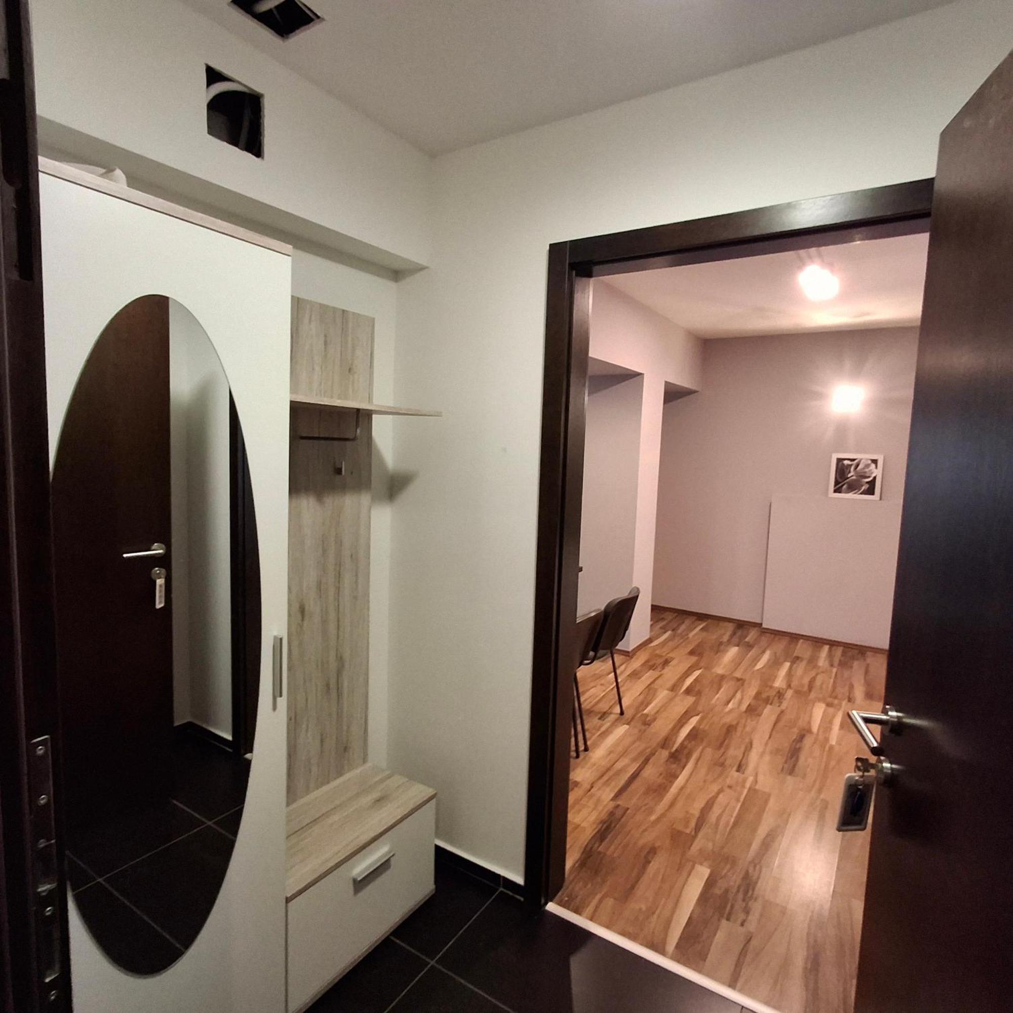 Unicorniselit Apartmanok Eger Buitenkant foto