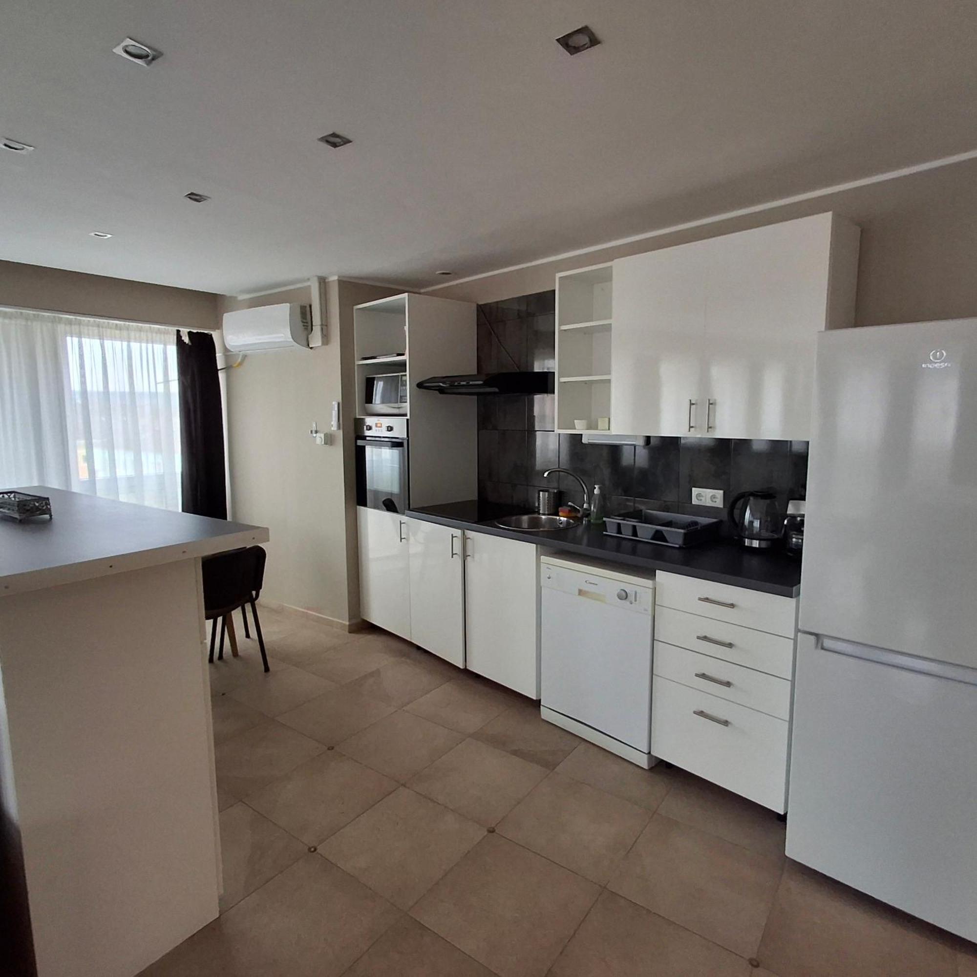 Unicorniselit Apartmanok Eger Buitenkant foto